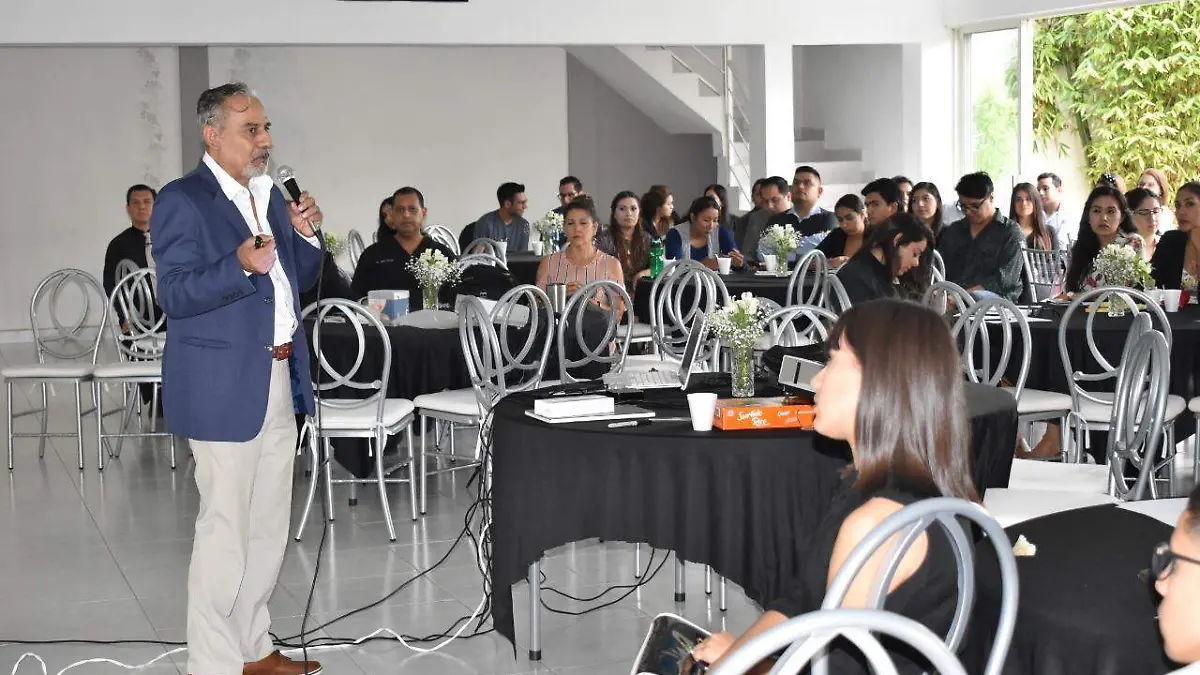 05 ESCUELA DE MEDICINA DENTAL CELEBRA 5 AÑOS EN TORREÓN1